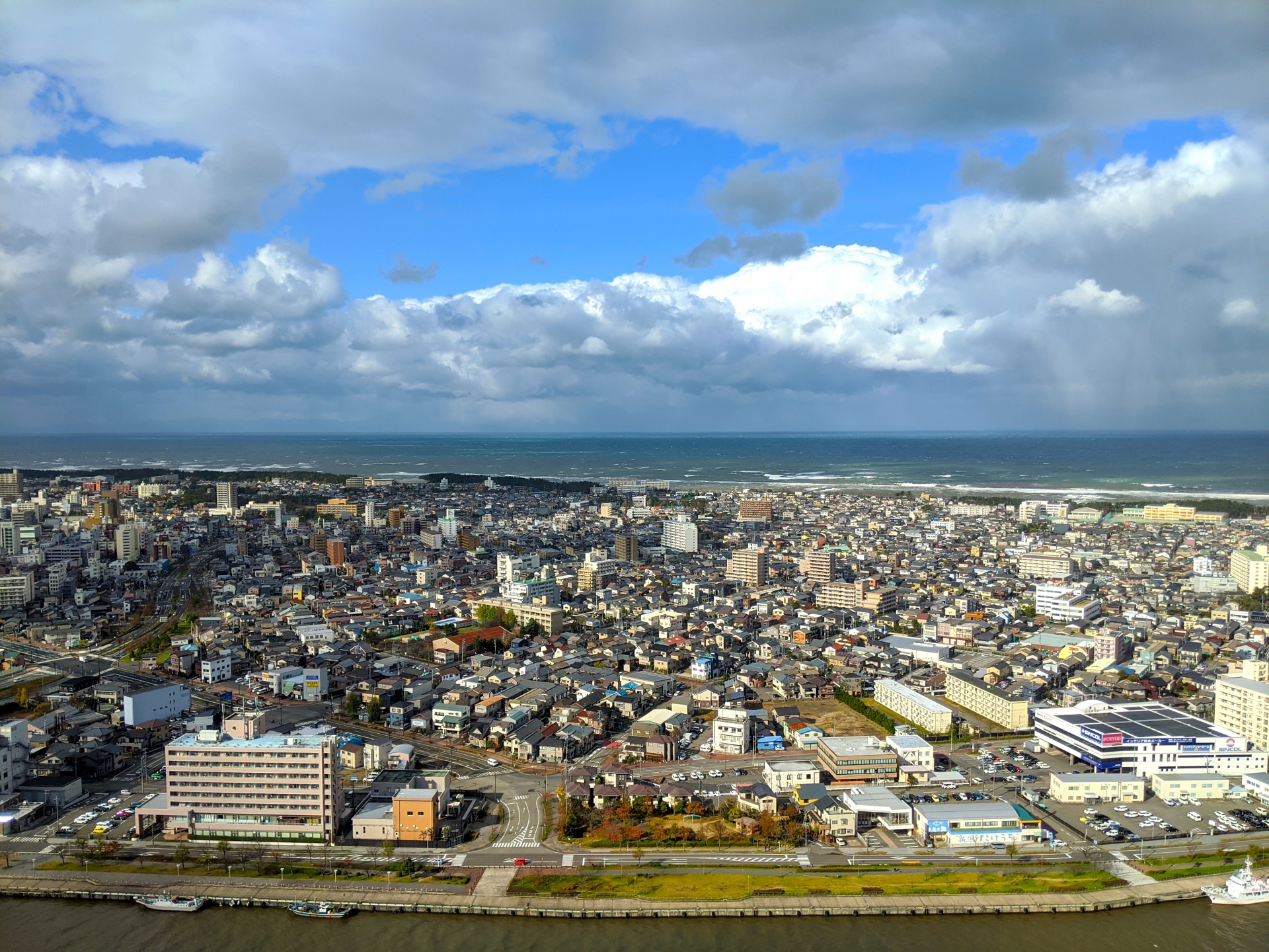 横浜市磯子区森六丁目のメイン画像